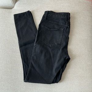 Abercrombie & fitch black skinny jeans